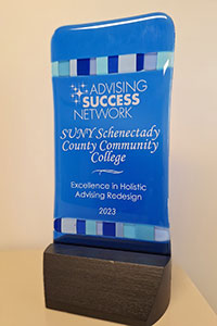 Picture of the Holistic Advising Award.